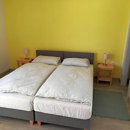 Zlatno 66 3* Zlaté Moravce
